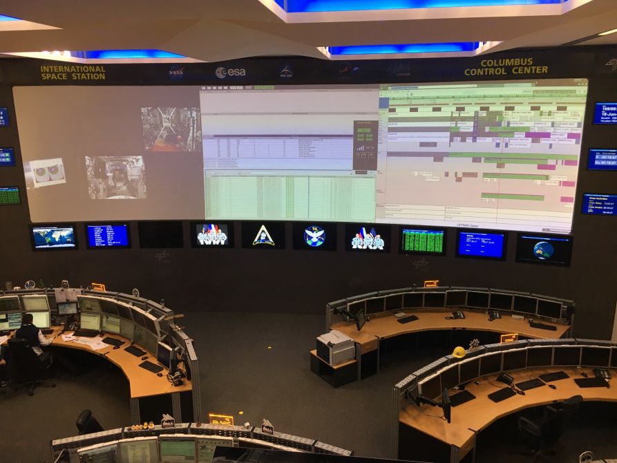 Spannender Blick in das Columbus Controll Center der ISS