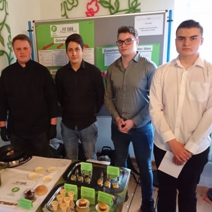 Team „Fit Food“ mit Valentin Schmitz, Patrick Schlecht, Daniel Baumann, Thomas Riedl
