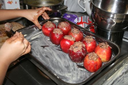 ... und die Nachspeise liebevoll hergerichtet.