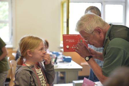Ob das Radio auch funktioniert?