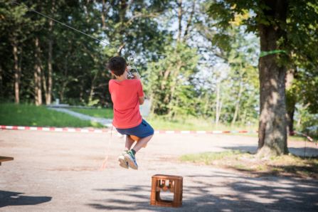 Luftballontransport auf dem Flying Fox