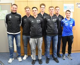 Sechs neue C-Lizenzinhaber am Fraunhofer-Gymnasium