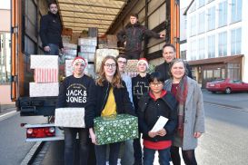 Weihnachtstrucker unterwegs