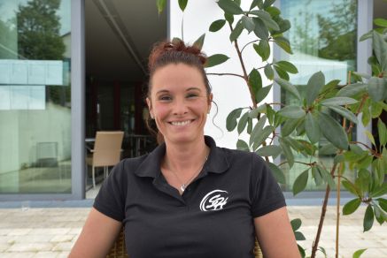 Karoline Henzler hat jahrelang ein eigenes Restaurant geführt und bringt viel Erfahrung für ihre neue Aufgabe am Fraunhofer-Gymnasium mit.