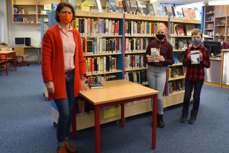 Den zweiten Platz erreichten Dennis Mulzer (6a) und Jule Klöckner (6e).