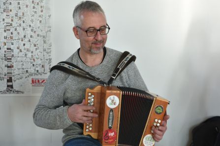 David McMahon: Diatonisches Knopfakkordeon „Squeeze-Box“, Concertina