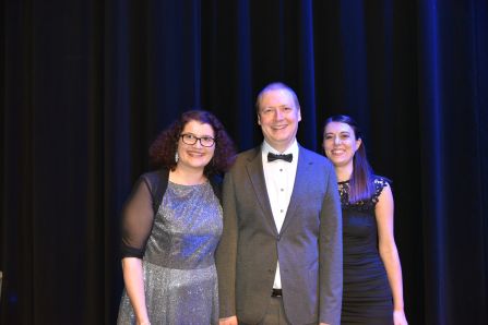 Das Team der SMV um die Verbindungslehrer Stefanie Strunz, Stefan Müller und Daniela Laurer hatte den Ball mitorganisiert. 