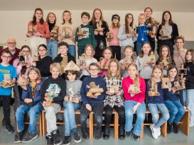 Schneiden, kleben, stecken, knicken