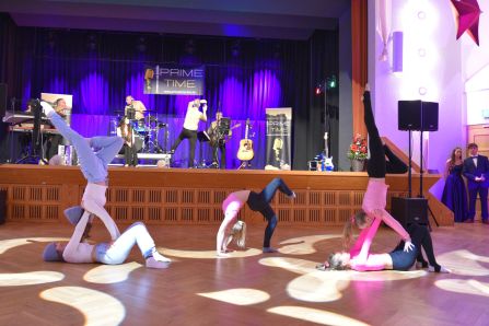 Act 1: Rhythmische Sportgymnastik