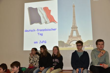 Natürlich mit Eiffelturm