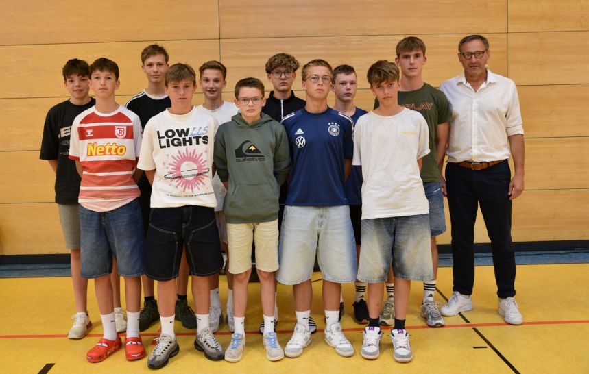 Die Handball-Schulmannschaft der Jungen III erreichten den 3. Platz im Nordbayern-Finale.