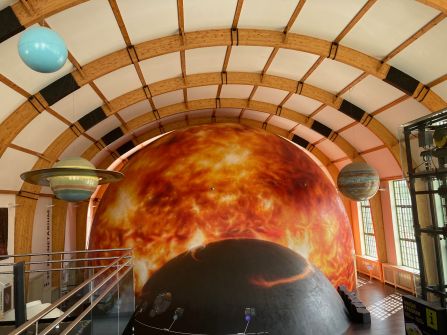Das 3D-Planetarium lud zum Entspannen ein.