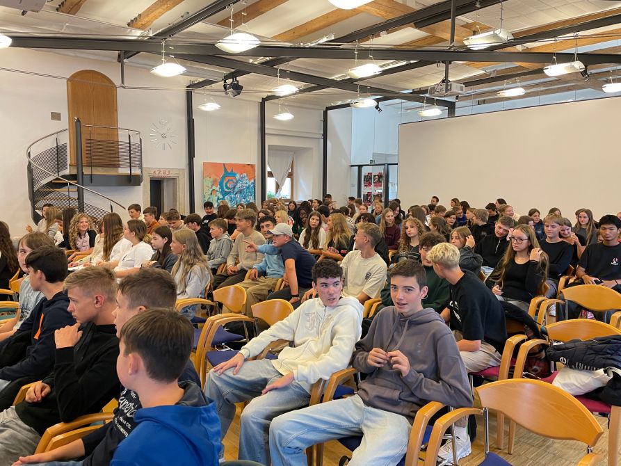 Die Schüler waren interessiert bei der Sache.