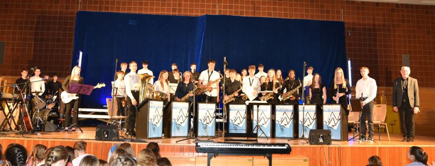 Ein Aushängeschild des Fraunhofers: Die Jazzband des Fraunhofer-Gymnasiums unter der Leitung von Hubert Bauer