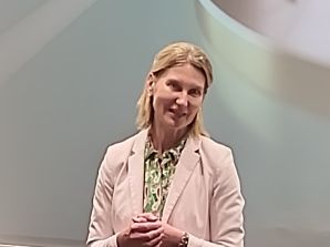 Ministerialrätin Maria Wilhelm, Kultusministerium