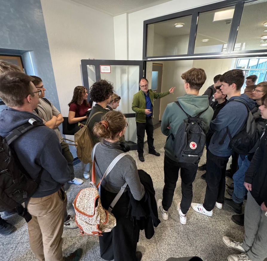 Führung durch die Schule auf Tschechisch
