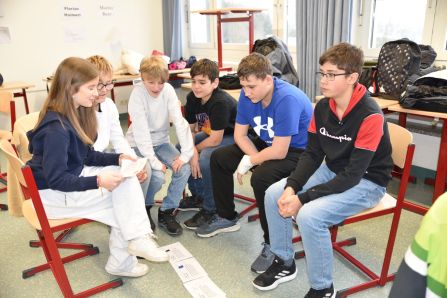 Austausch in der Klassengruppe