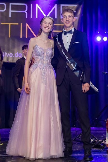 Das Ballkönigspaar vom Freitagabend: Amelie Kulzer und Felix Zwicknagl aus der Klasse 10e