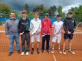 Erfolgreiche Tennis-Jungs