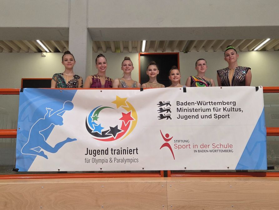 Unsere Fraunhofer-Gymnastinnen im Bundesstützpunkt in Fellbach-Schmiden