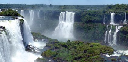 Die Iguazú-Wasserfälle, Martin St-Amant - Wikipedia - CC-BY-SA-3.0